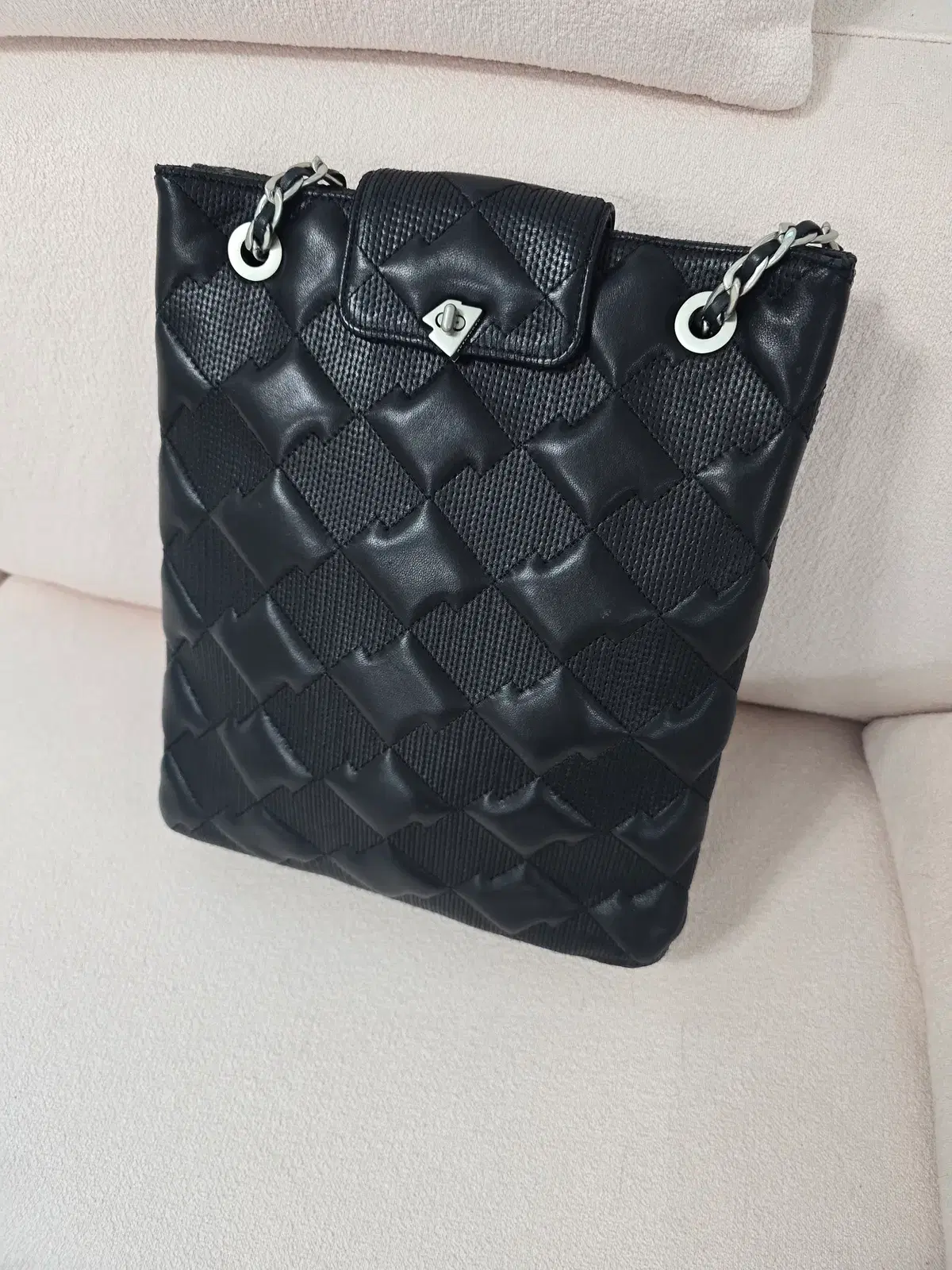 thumbnail-5